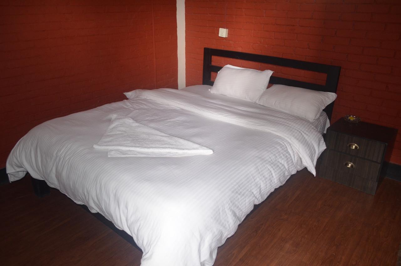 Hotel Holiday Inn Катманду Екстер'єр фото