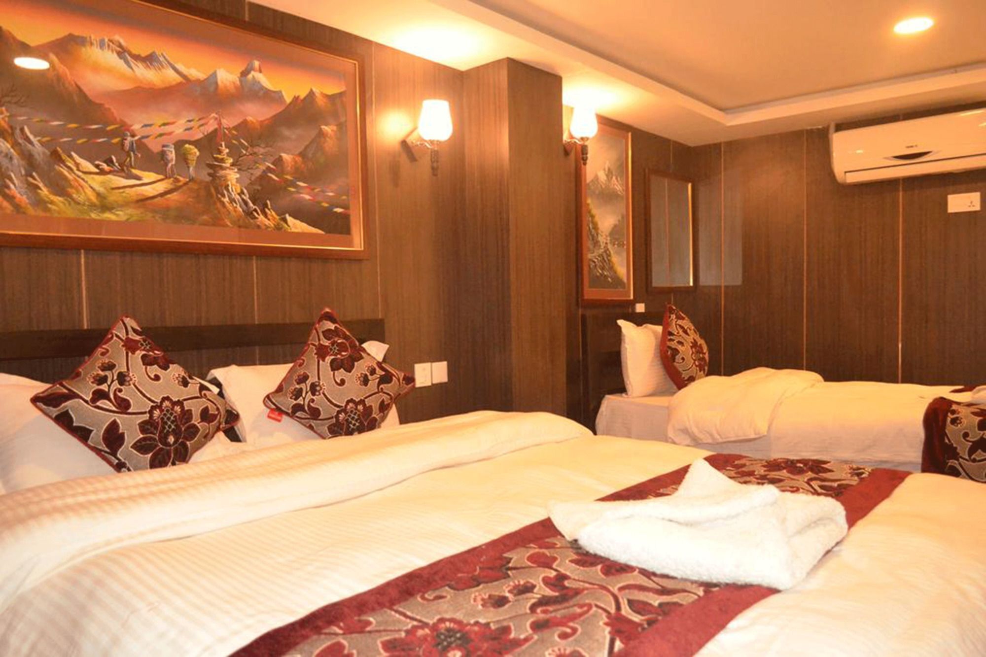Hotel Holiday Inn Катманду Екстер'єр фото