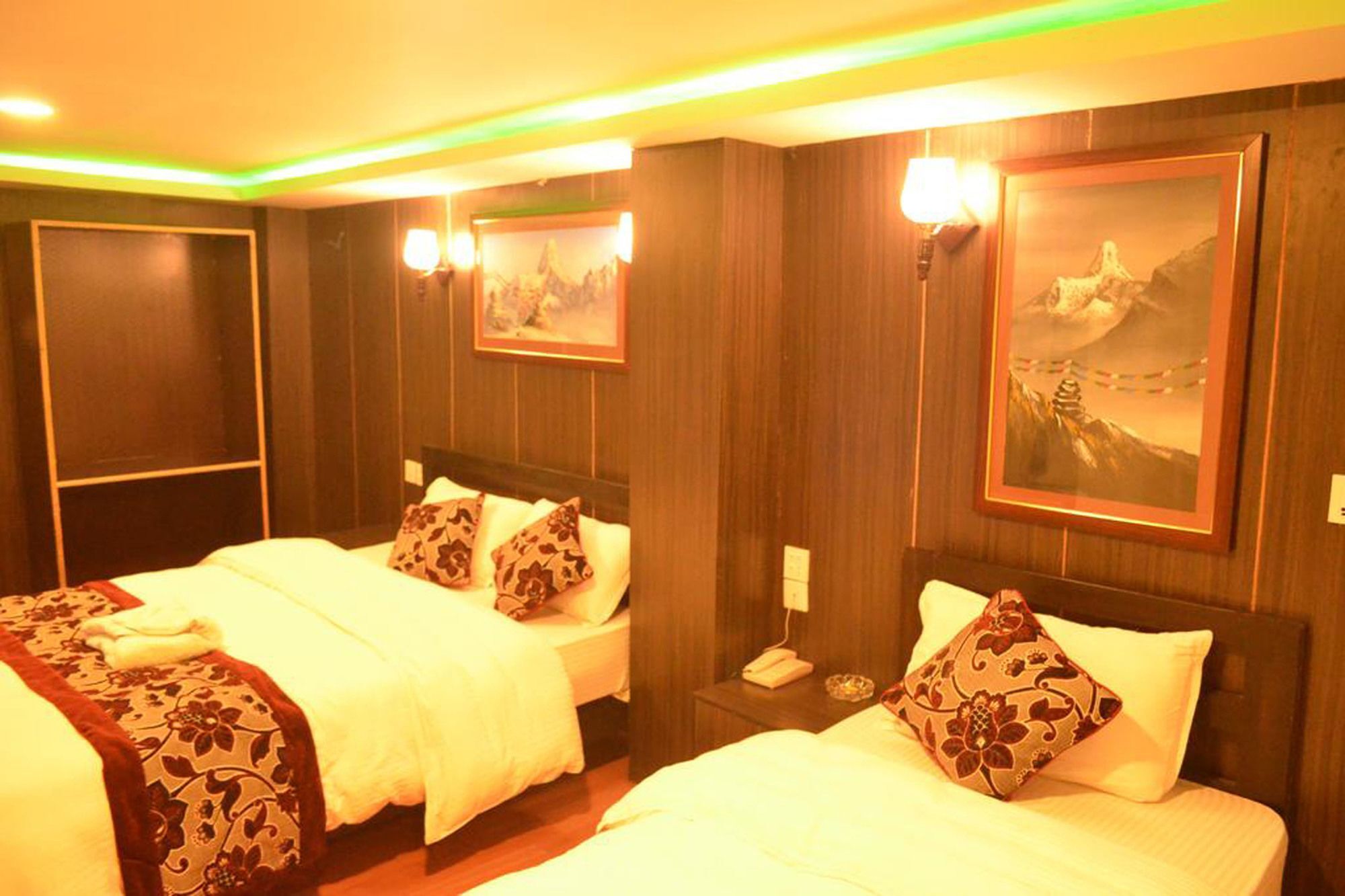 Hotel Holiday Inn Катманду Екстер'єр фото