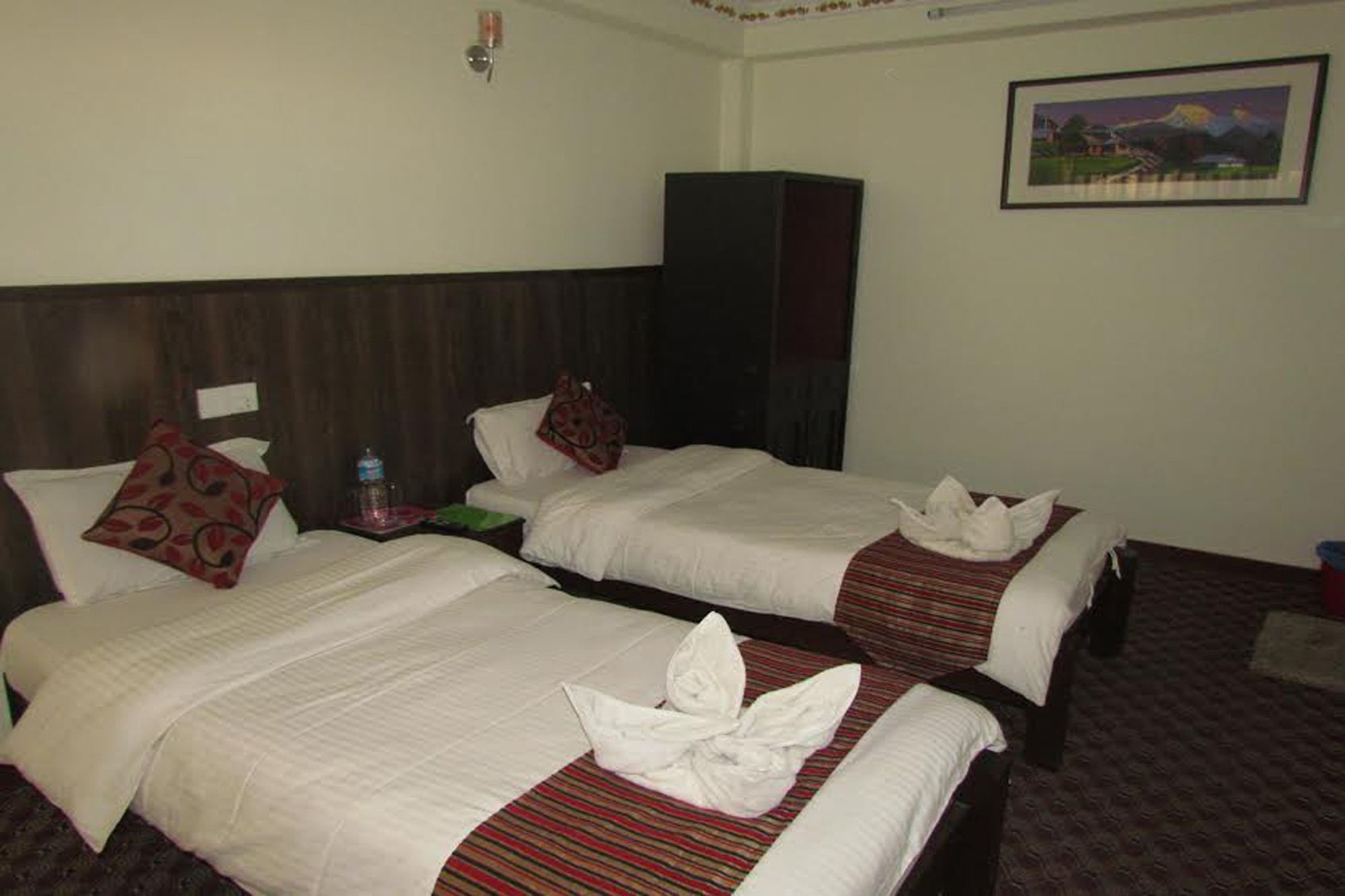 Hotel Holiday Inn Катманду Екстер'єр фото